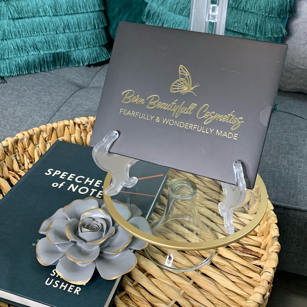 Born Beautifull Cosmetics Eyeshadow Palette